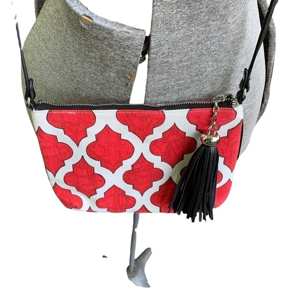 Brighton Love Dove Pouch Bird & Holly Print Purse Crossbody Handbag - Picture 5 of 6